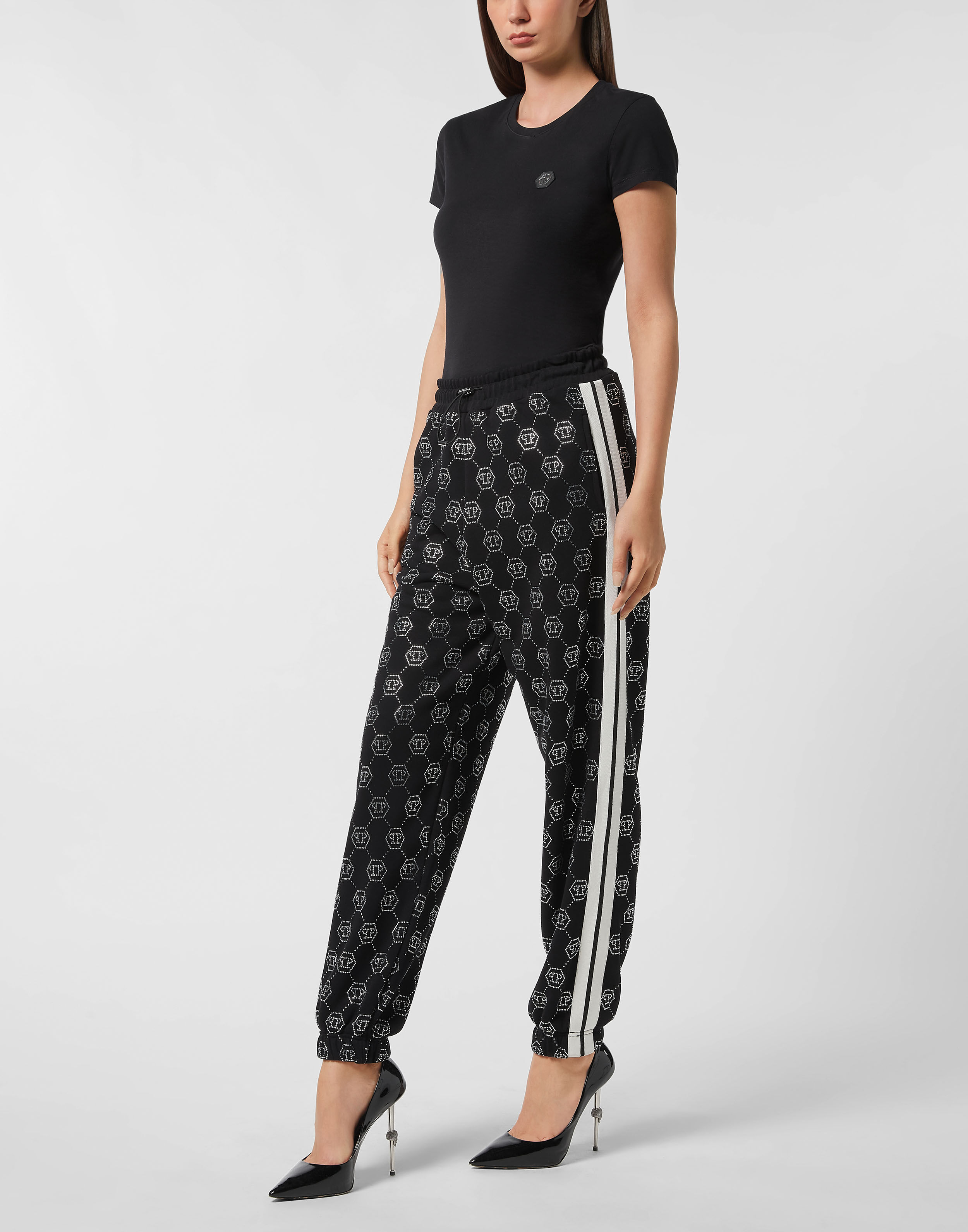 Pantaloni in felpa con monogramma strass lavati